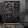 Designová 3D masivní barová skříň černá – Warrane
