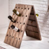 Masivní dřevěný stojan na víno – Designo