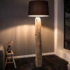 Designová dřevěná stojací lampa přírodní – Leonis